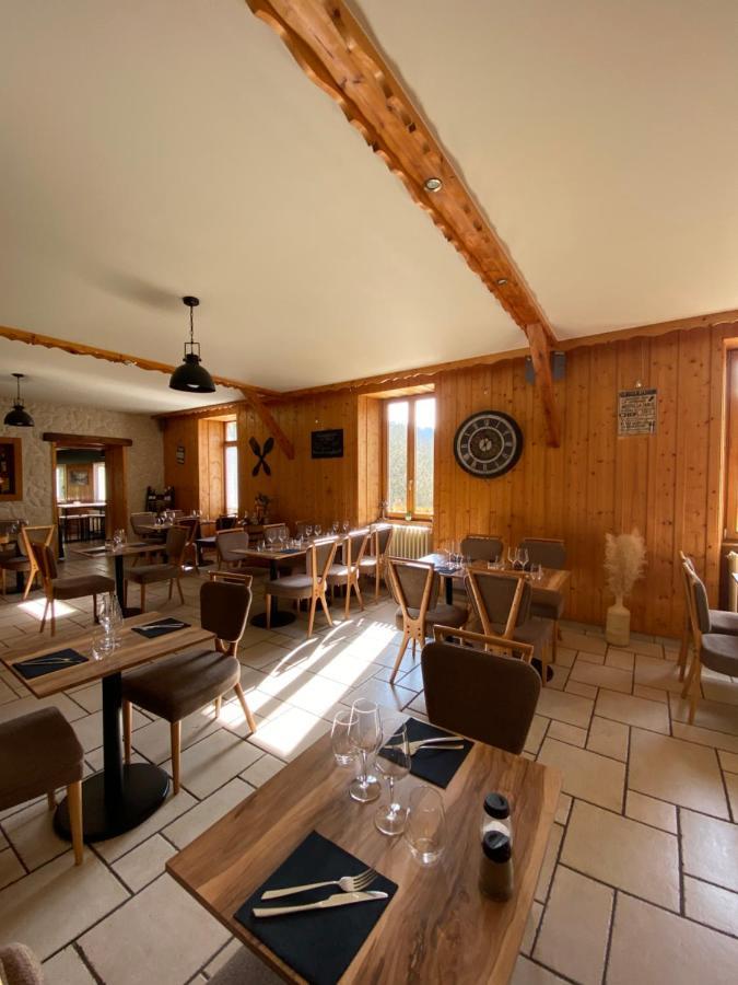 Hotel Restaurant Des Lacs Chaux-des-Crotenay Εξωτερικό φωτογραφία